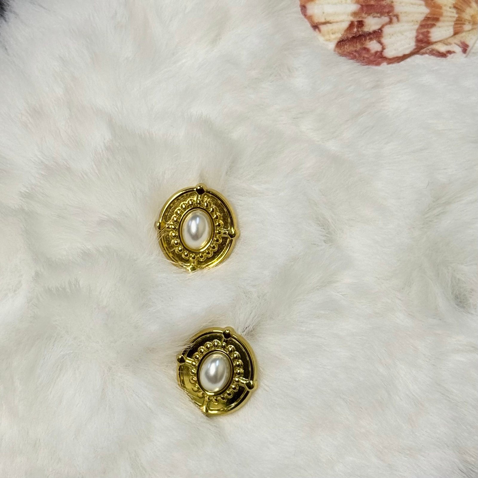Aura Anti-Tarnish Beaded Pearl Studs